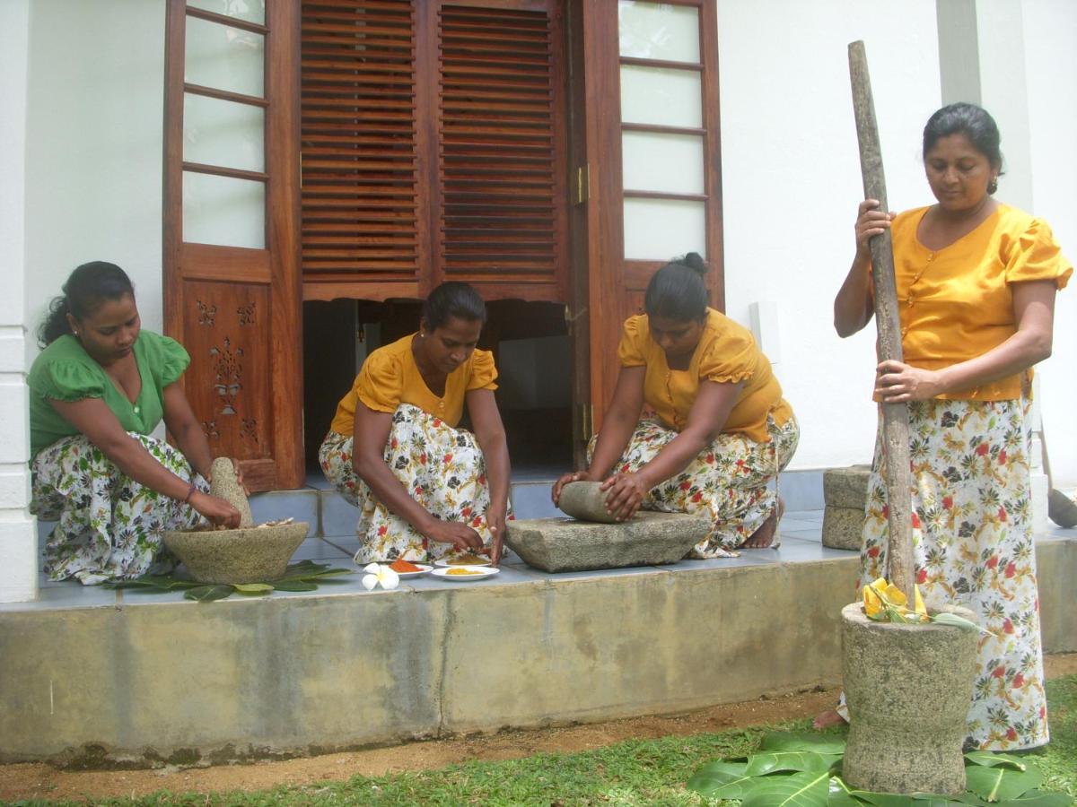 The Privilege Ayurveda Resort Wadduwa Exterior foto